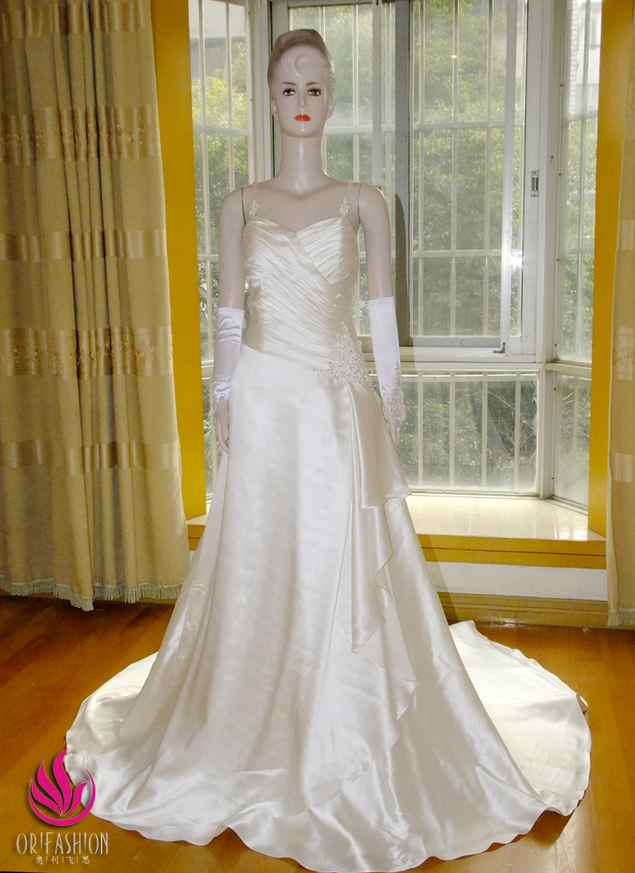 Orifashion HandmadeHandmade Silk Wedding Dress beaded with rhine
